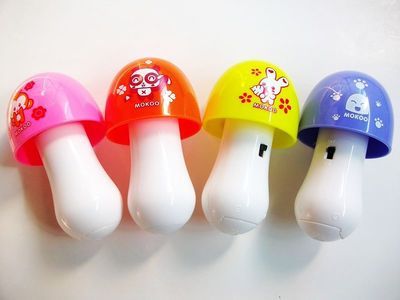 七彩蘑菇迷你風(fēng)扇 時尚與實(shí)用的完美結(jié)合